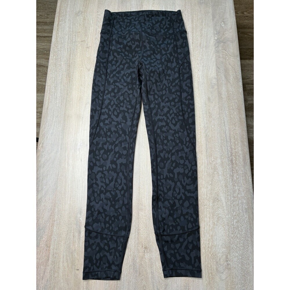 Lululemon In Movement Tight 25" *Everlux Formation Camo Deep Coal Multi Size 4 - Picture 3 of 9